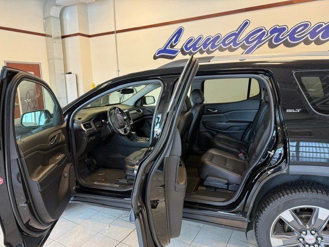 Used 2019 GMC Acadia SLT AWD/4WD image 13