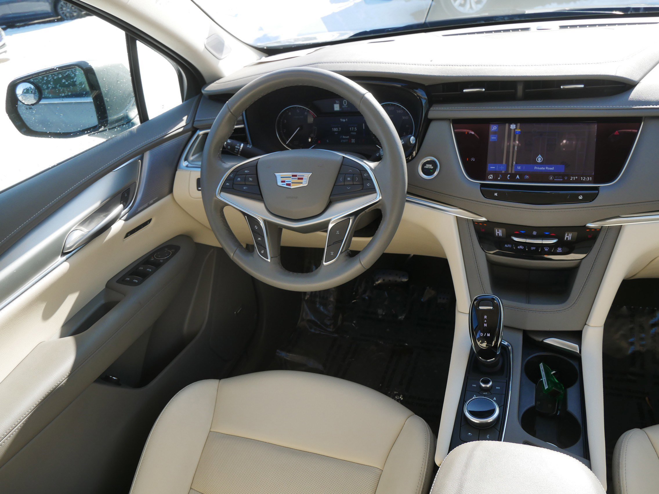 Used 2023 Cadillac XT5 Premium Luxury w/ LPO, Floor Liner Package image 9