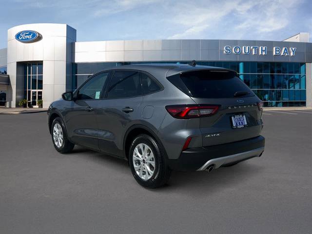 Certified 2025 Ford Escape Active FWD image 3