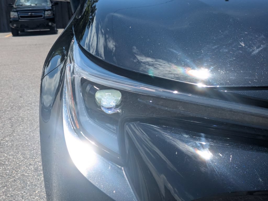 Used 2025 Toyota Corolla SE FWD image 12