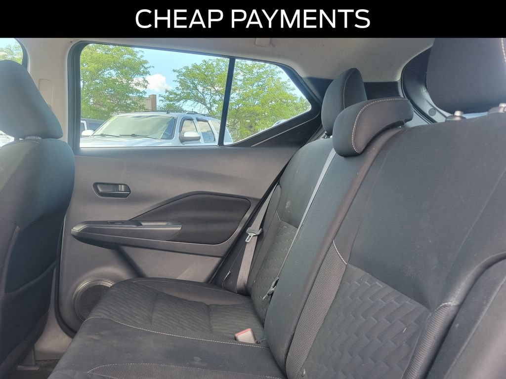 Used 2022 Nissan Kicks S FWD image 11