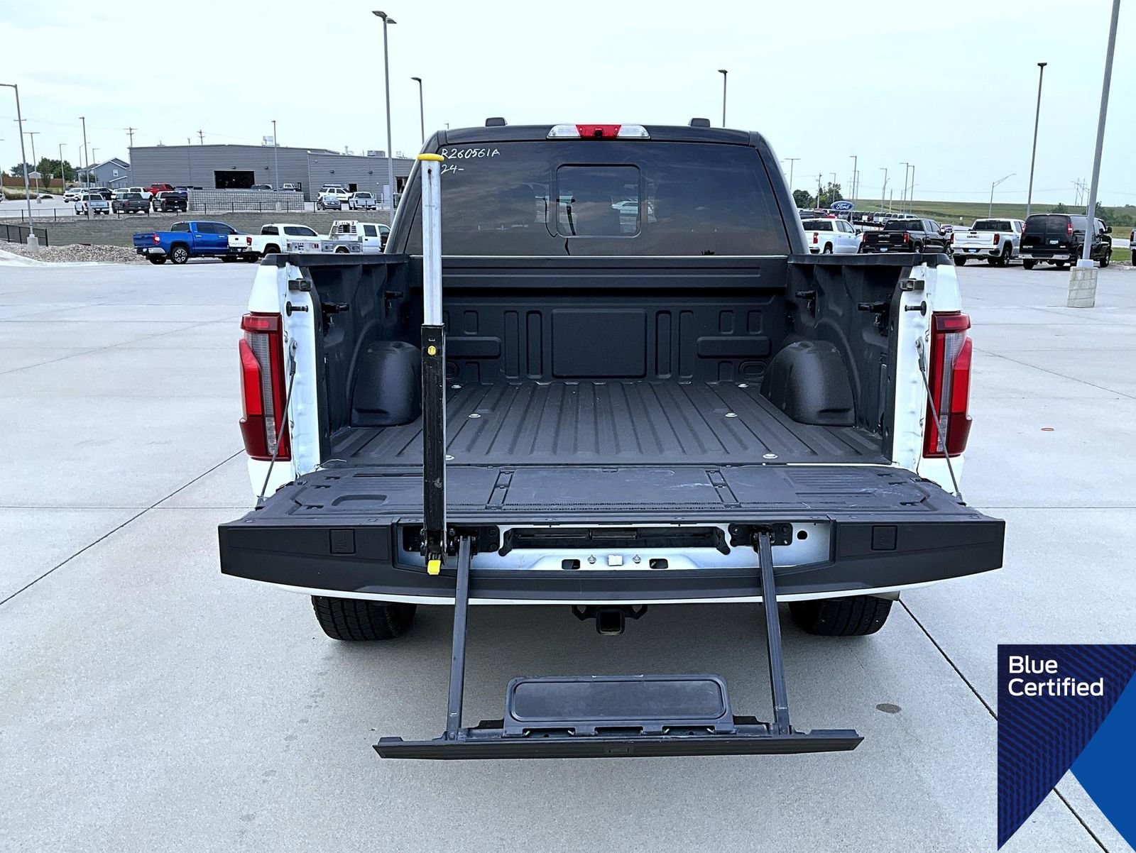 Certified 2024 Ford F150 Platinum w/ Equipment Group 703A Plus AWD/4WD image 22