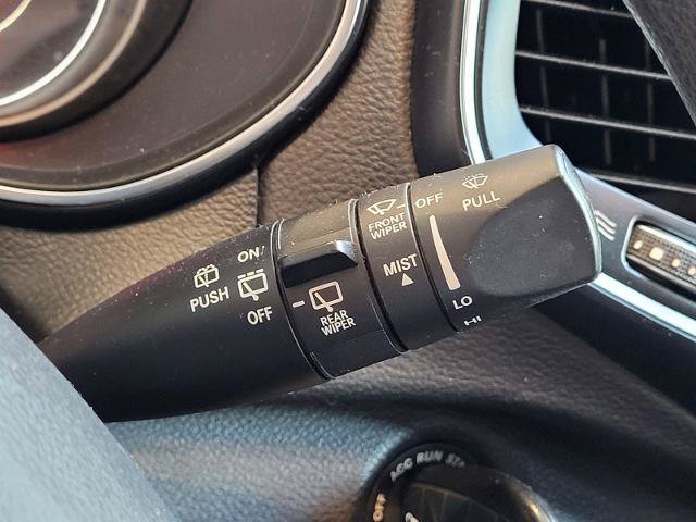Used 2019 Jeep Cherokee Latitude w/ Popular Appearance Group FWD image 32