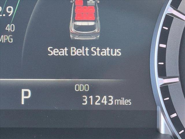 Used 2023 Toyota Highlander FWD image 10