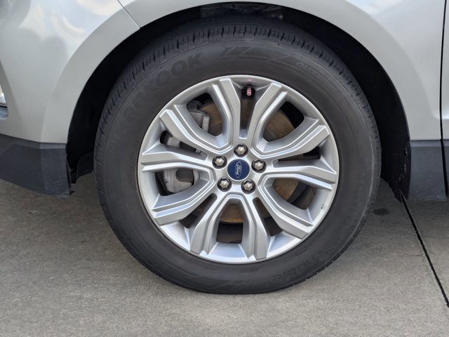 Certified 2022 Ford Edge Titanium image 11