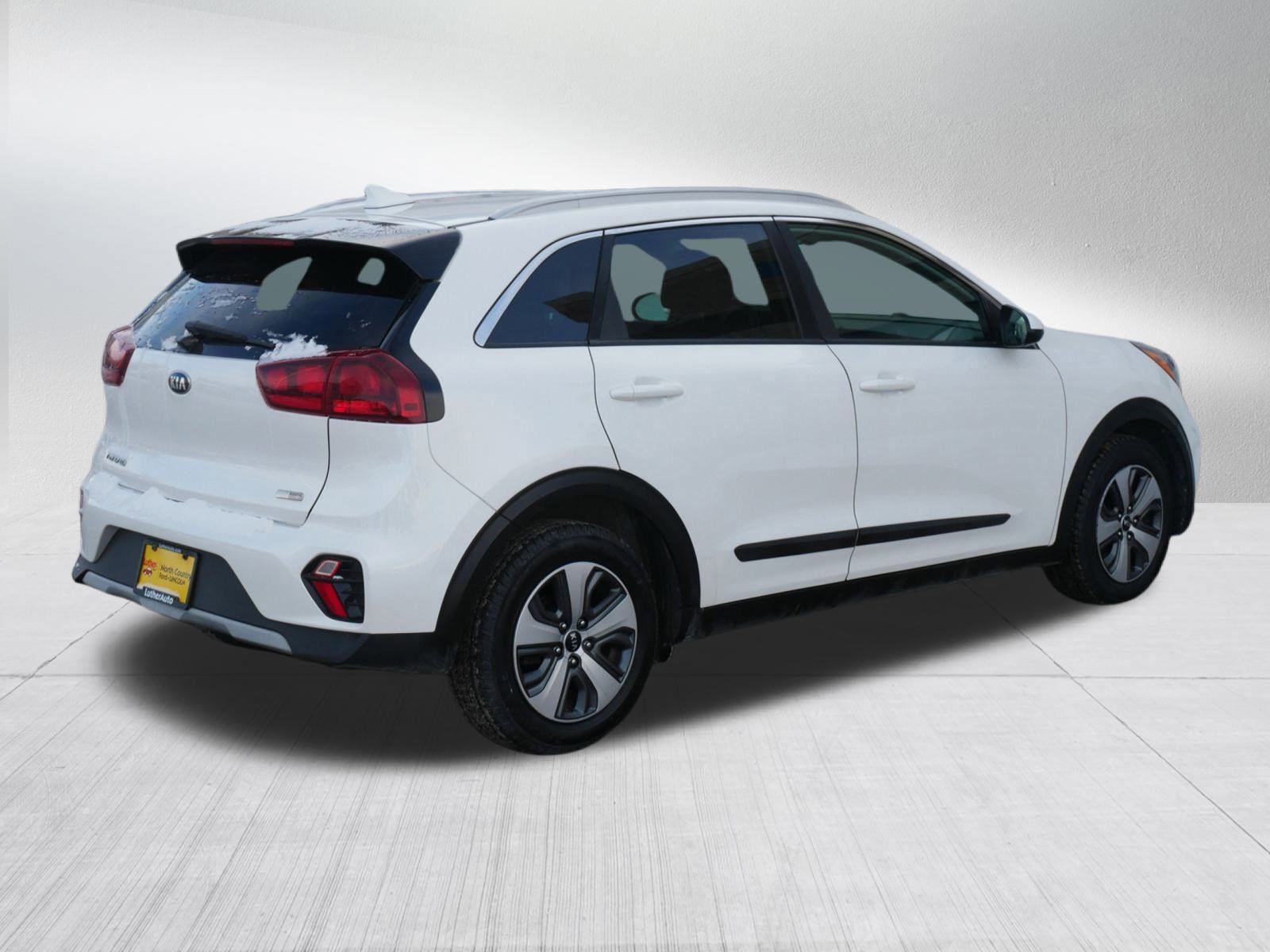 Used 2021 Kia Niro LX image 5