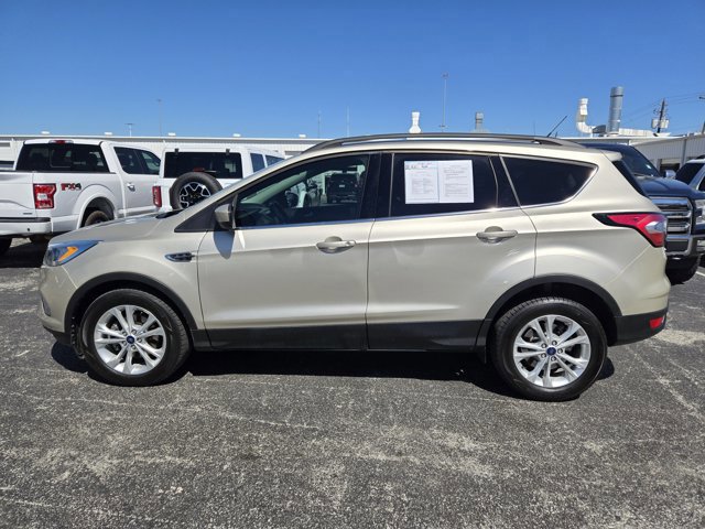 Certified 2017 Ford Escape SE w/ Equipment Group 201A image 6