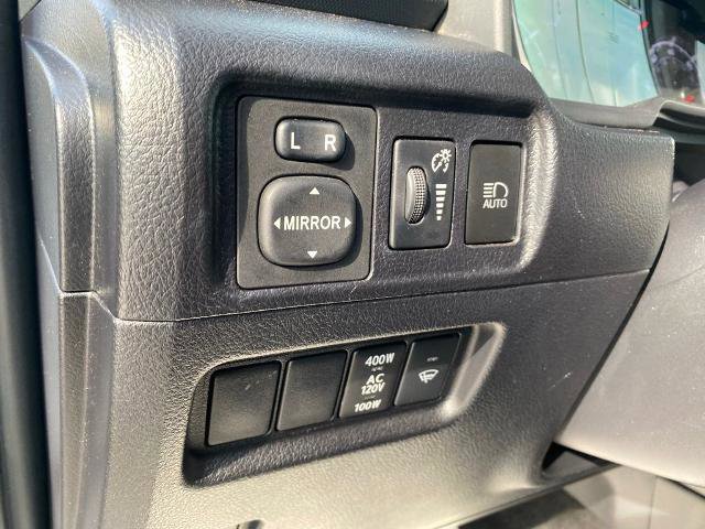 Used 2022 Toyota 4Runner SR5 image 16