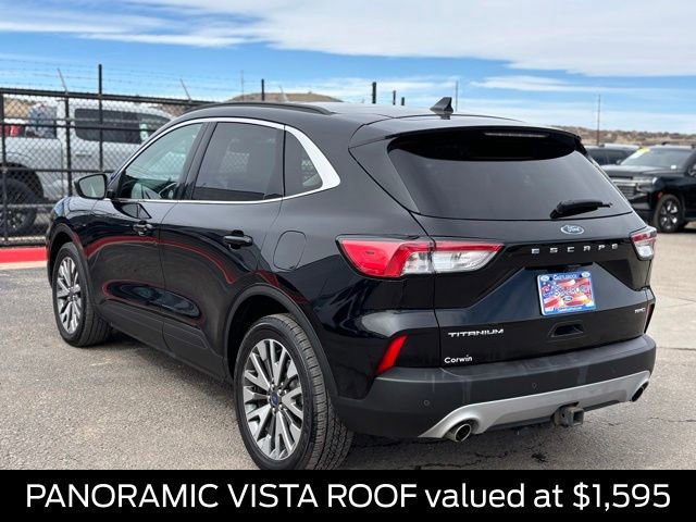 Certified 2022 Ford Escape Titanium w/ Class II Trailer Tow Package image 3