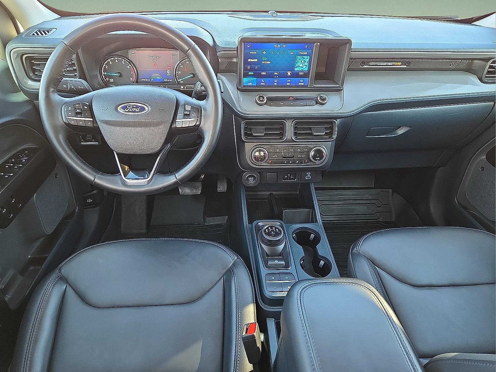 Certified 2024 Ford Maverick Lariat w/ Black Appearance Package image 11