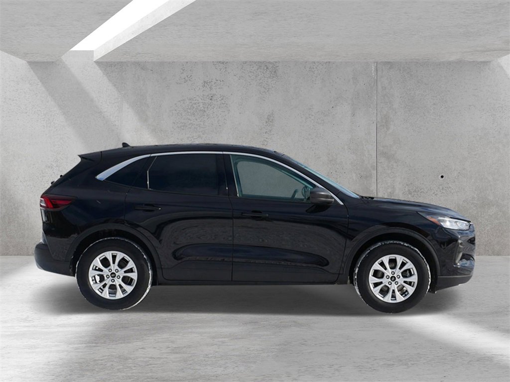 Certified 2023 Ford Escape Active image 2