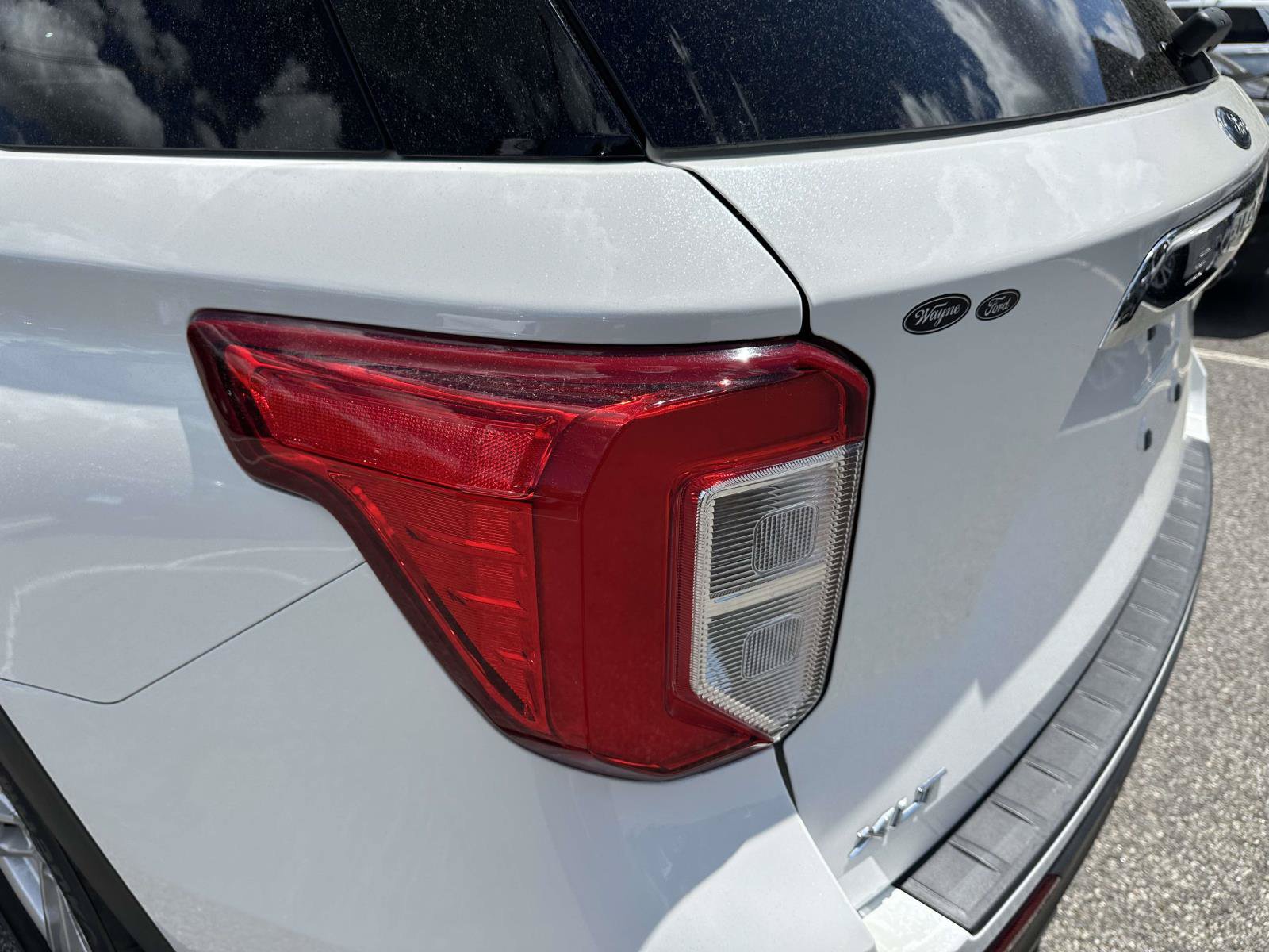 Certified 2023 Ford Explorer XLT w/ Equipment Group 202A AWD/4WD image 10