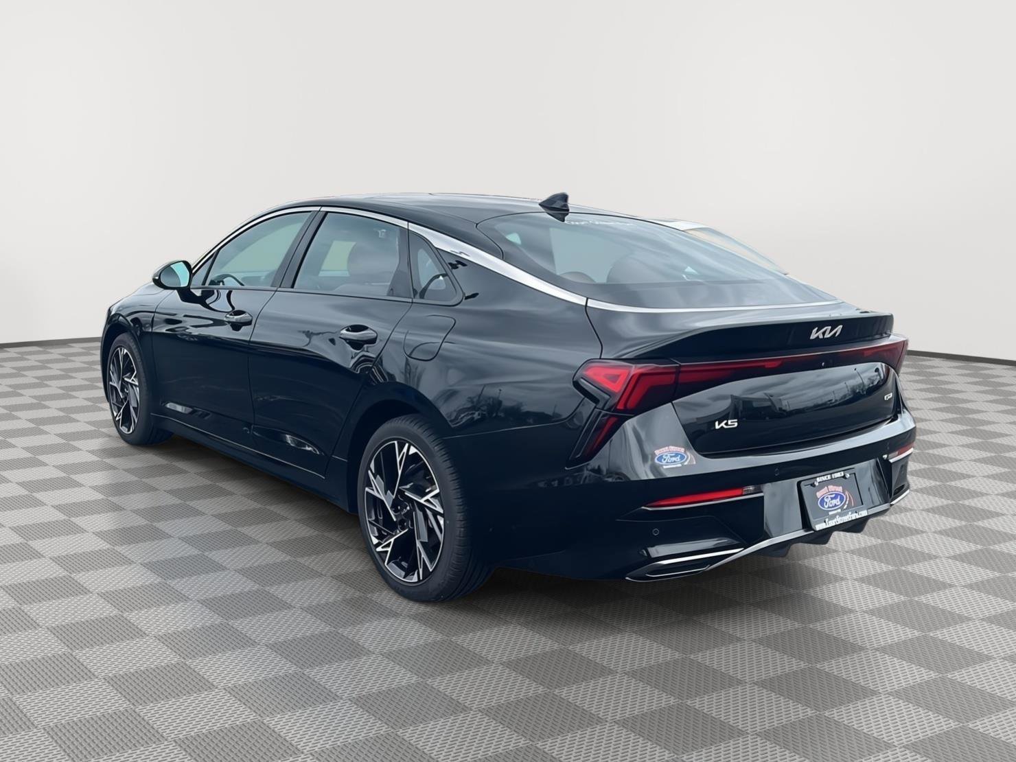 Used 2025 Kia K5 GT-Line w/ GT-Line Premium Package FWD image 7