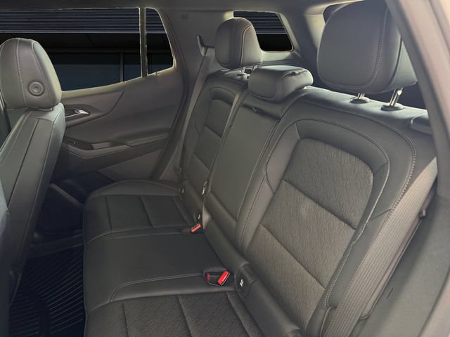 Used 2025 Chevrolet Equinox LT w/ Convenience Package II FWD image 13