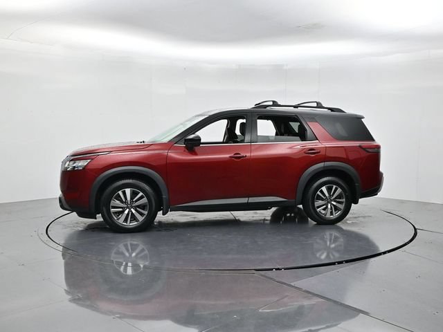 Used 2022 Nissan Pathfinder SL AWD/4WD image 6