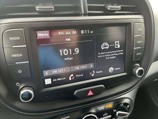 Used 2025 Kia Soul LX w/ LX Technology Package FWD image 21