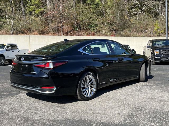 Used 2020 Lexus ES 300h Ultra Luxury image 3