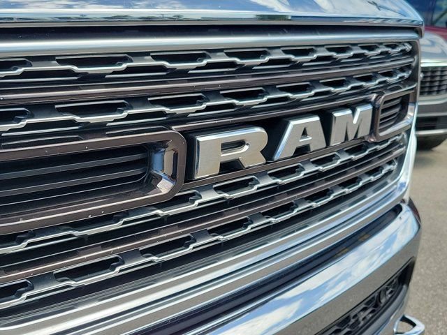 Used 2019 RAM 1500 Limited RWD image 7