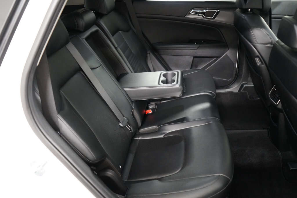 Used 2023 Kia Sportage SX FWD image 29