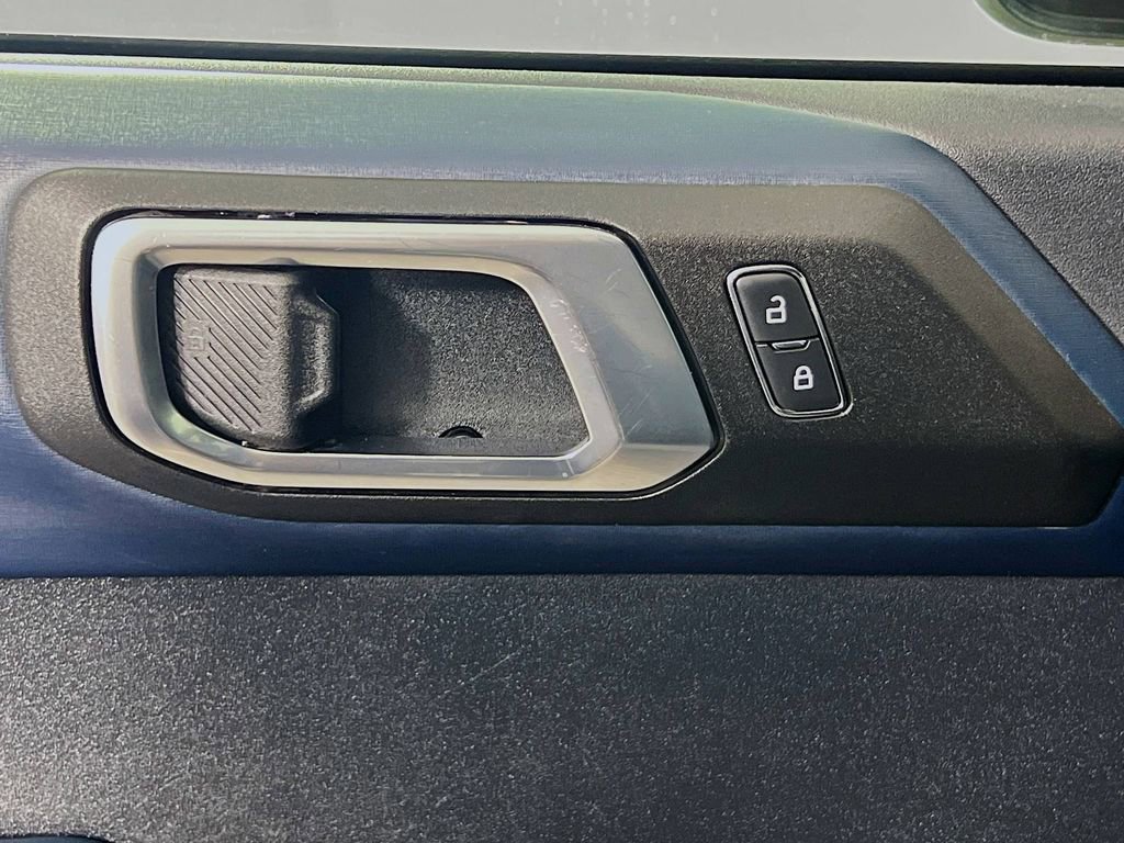 Certified 2022 Ford Bronco Outer Banks w/ Sasquatch Package image 24