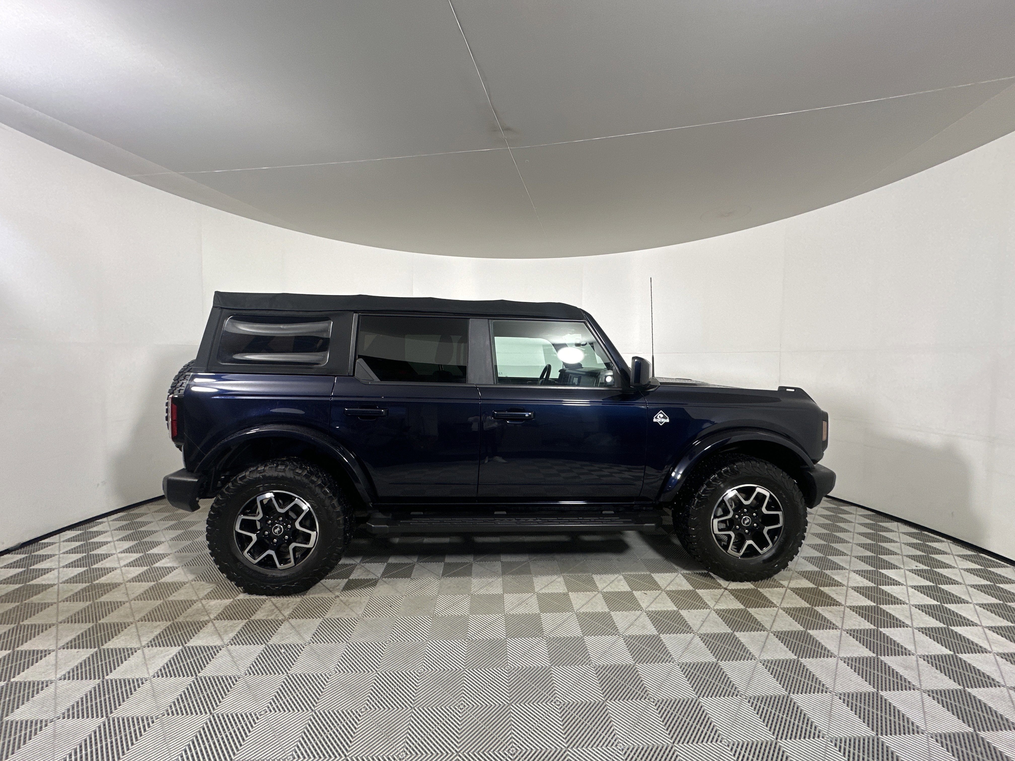 Certified 2021 Ford Bronco Outer Banks image 6