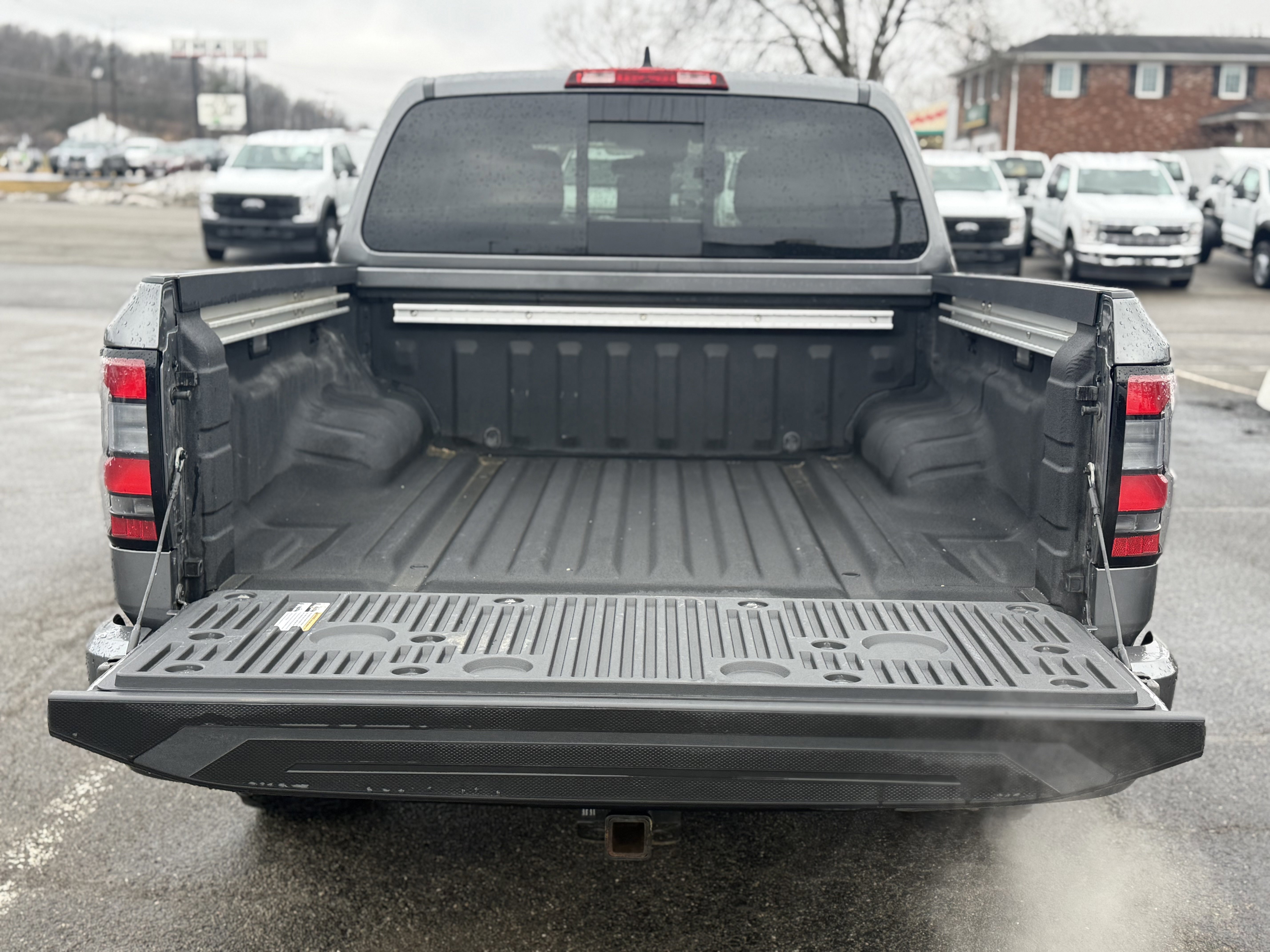 Used 2023 Nissan Frontier SV w/ SV Convenience Package image 7