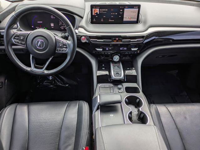 Used 2023 Acura MDX SH-AWD w/ Technology Package image 15