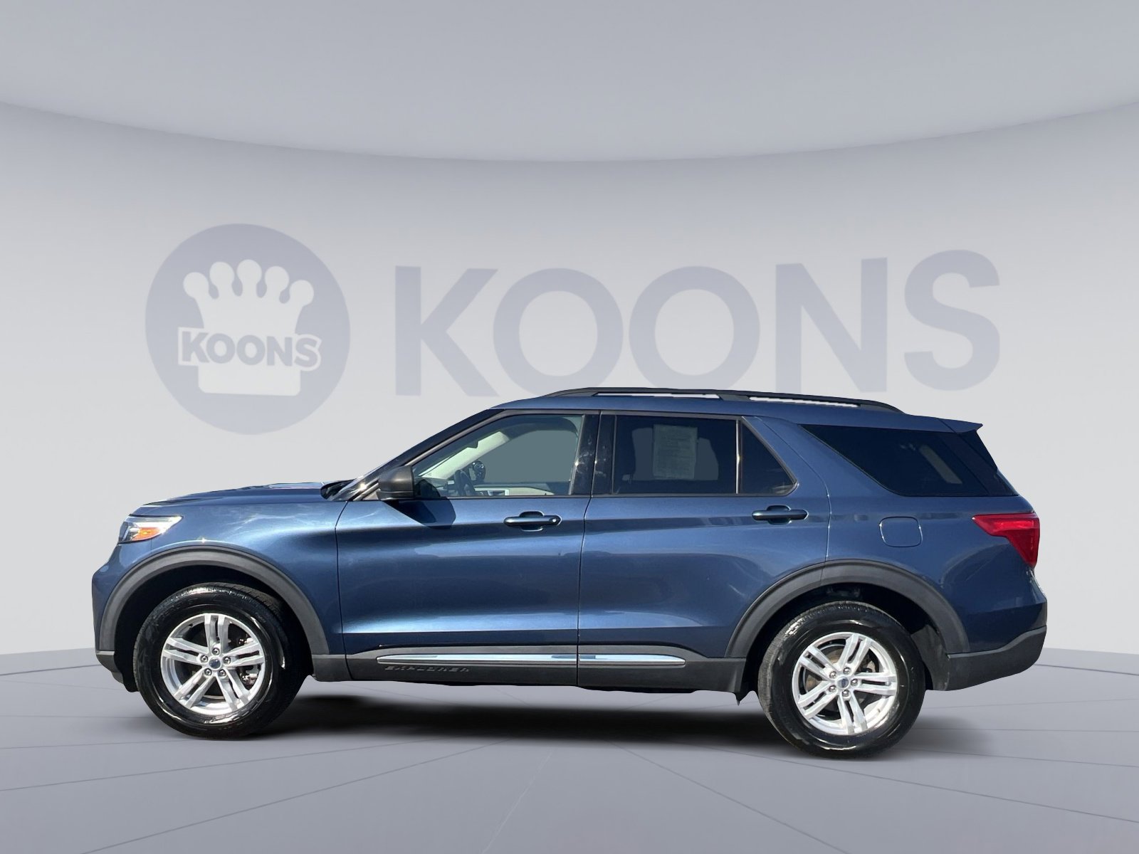 Certified 2020 Ford Explorer XLT w/ Class III Trailer Tow Package AWD/4WD image 13