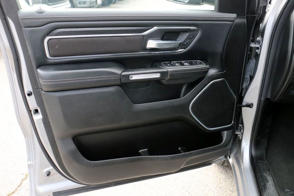 Used 2024 RAM 1500 Laramie image 11