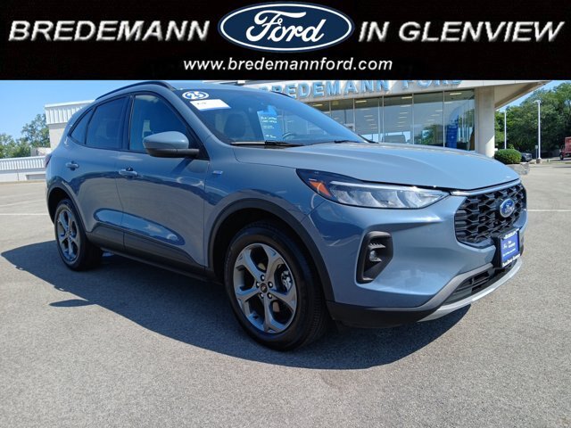 Certified 2025 Ford Escape ST-Line Select AWD/4WD image 1