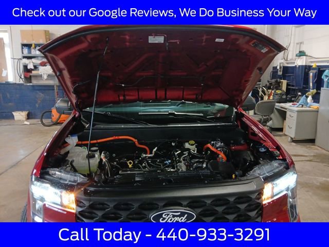 Certified 2025 Ford Maverick XLT image 15