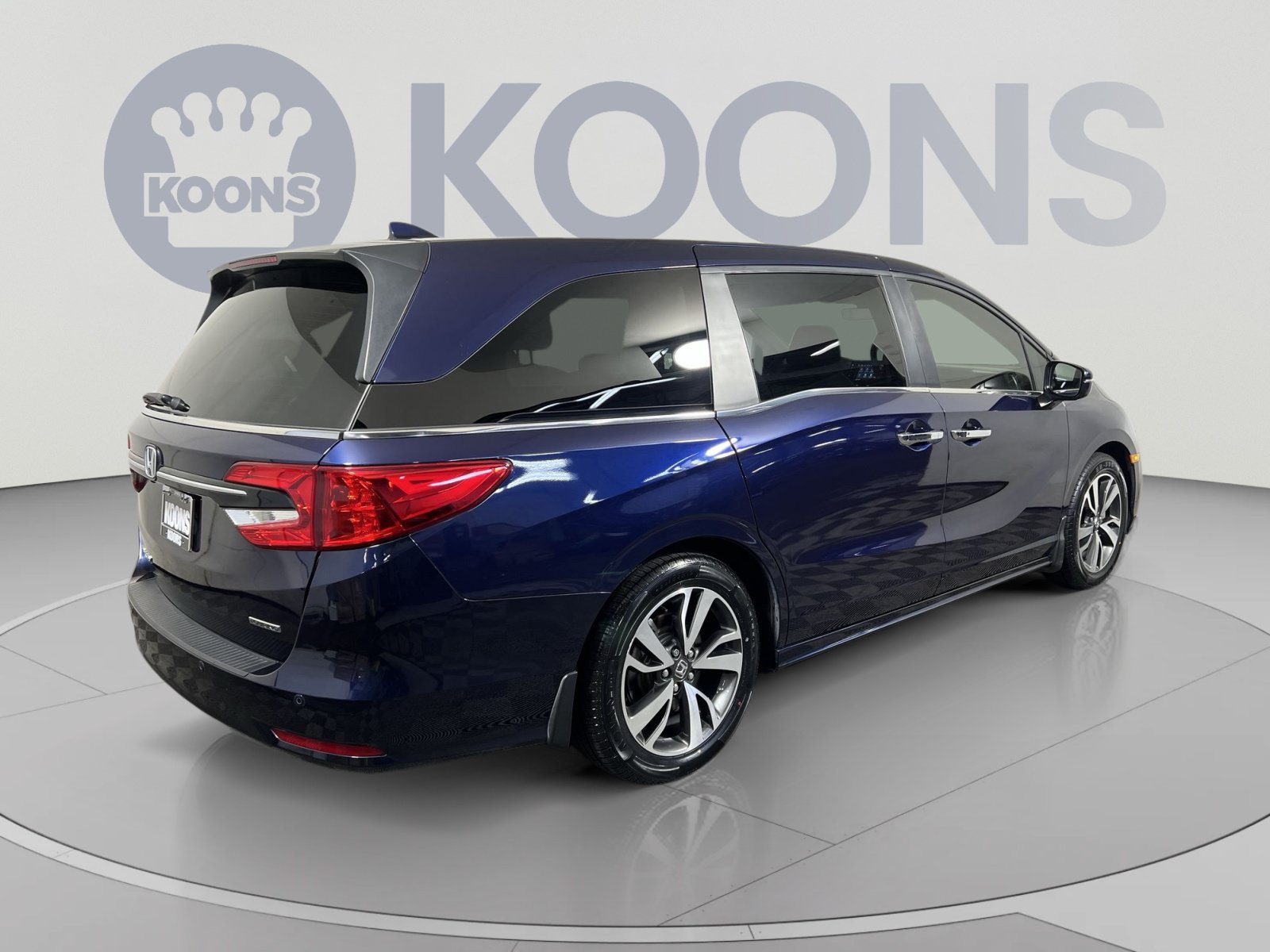 Used 2023 Honda Odyssey Touring image 11