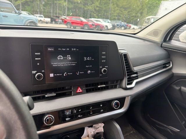 Used 2024 Kia Sportage LX FWD image 25