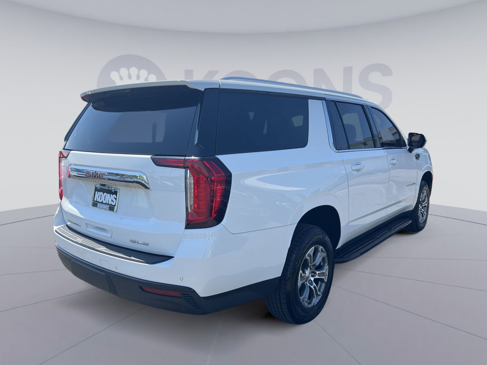 Used 2021 GMC Yukon XL SLE AWD/4WD image 16