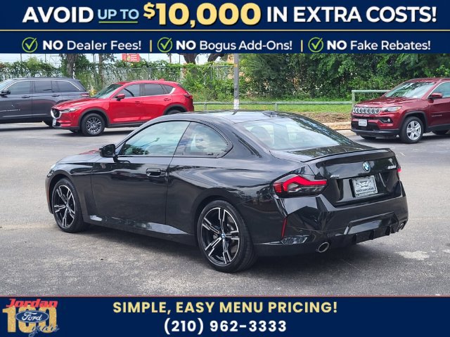 Used 2026 BMW 230i xDrive Coupe w/ Premium Package AWD/4WD image 3
