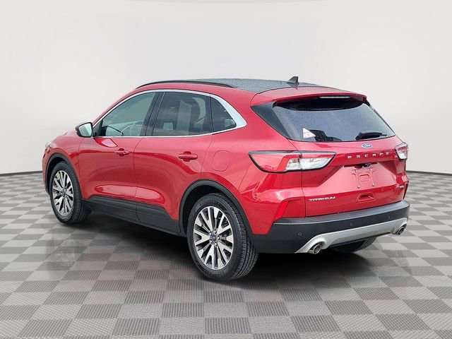 Certified 2020 Ford Escape Titanium FWD image 3