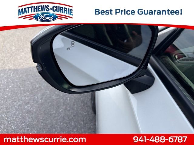 Used 2024 Honda Civic Touring image 8