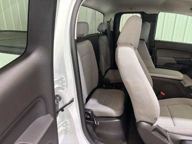 Used 2017 Chevrolet Colorado W/T w/ WT Convenience Package RWD image 28