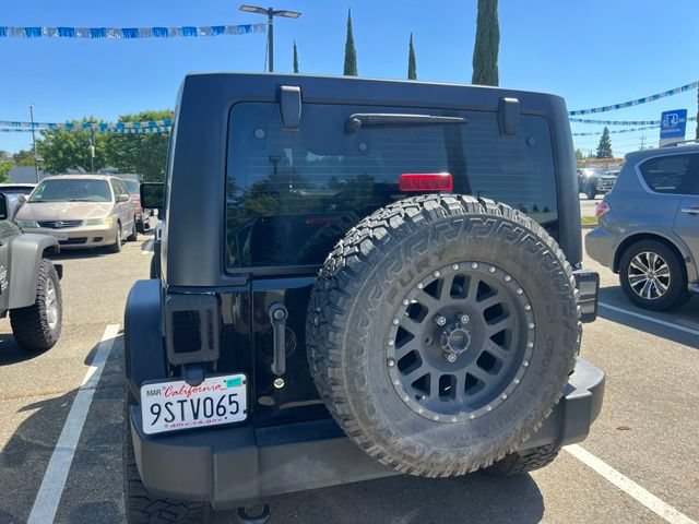 Used 2017 Jeep Wrangler Unlimited Sport w/ Dual Top Group AWD/4WD image 9