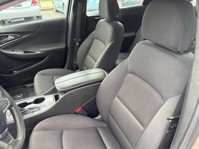 Used 2023 Chevrolet Malibu LT FWD image 9