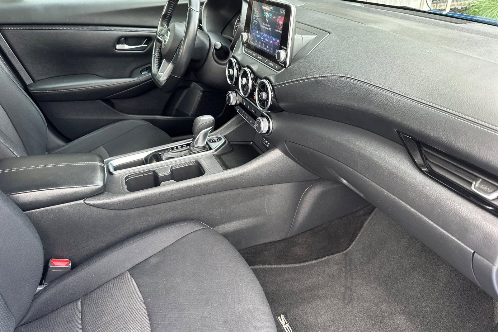 Used 2023 Nissan Sentra SV image 18