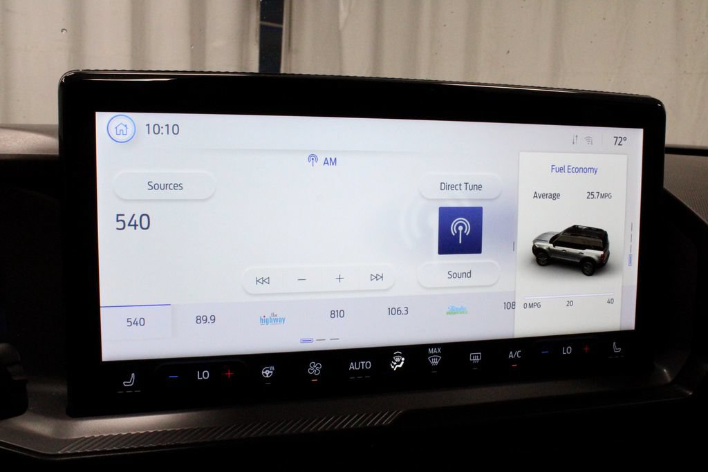 Certified 2025 Ford Bronco Sport Outer Banks w/ Outer Banks Tech Package+ AWD/4WD image 3