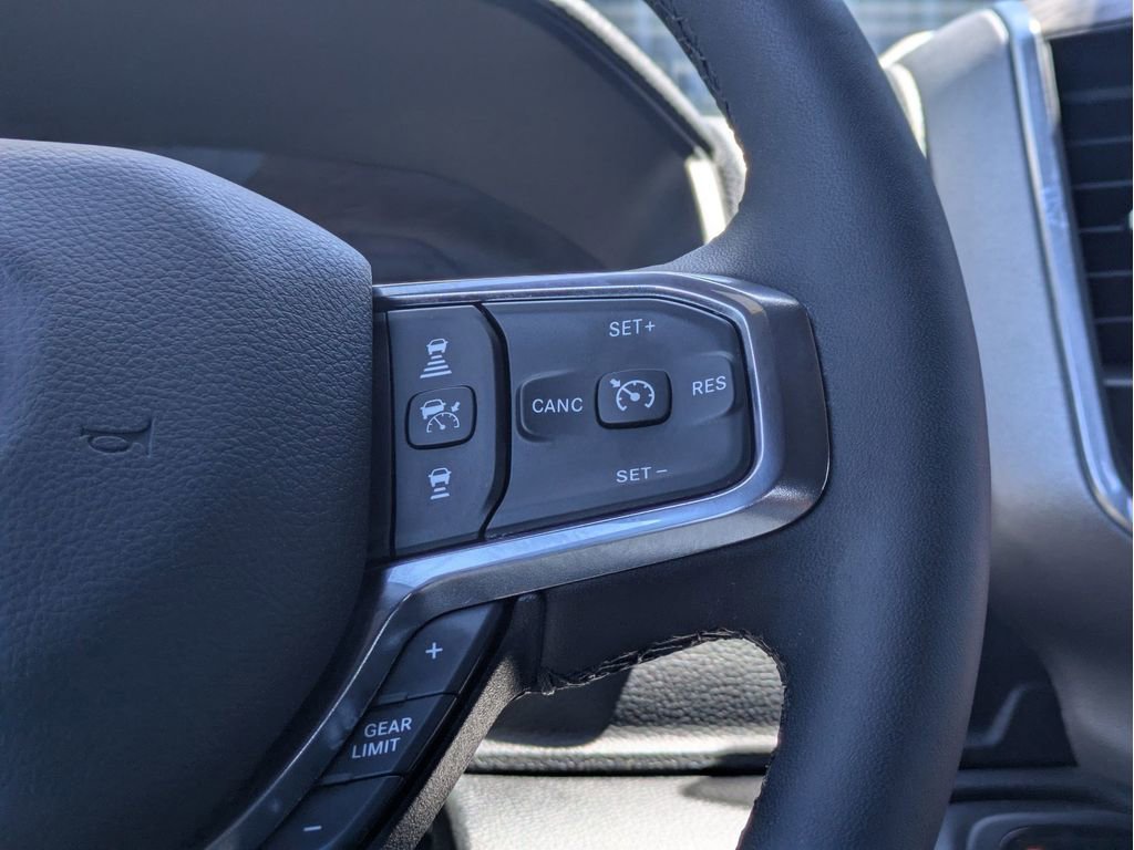 Used 2025 RAM 1500 Laramie AWD/4WD image 25