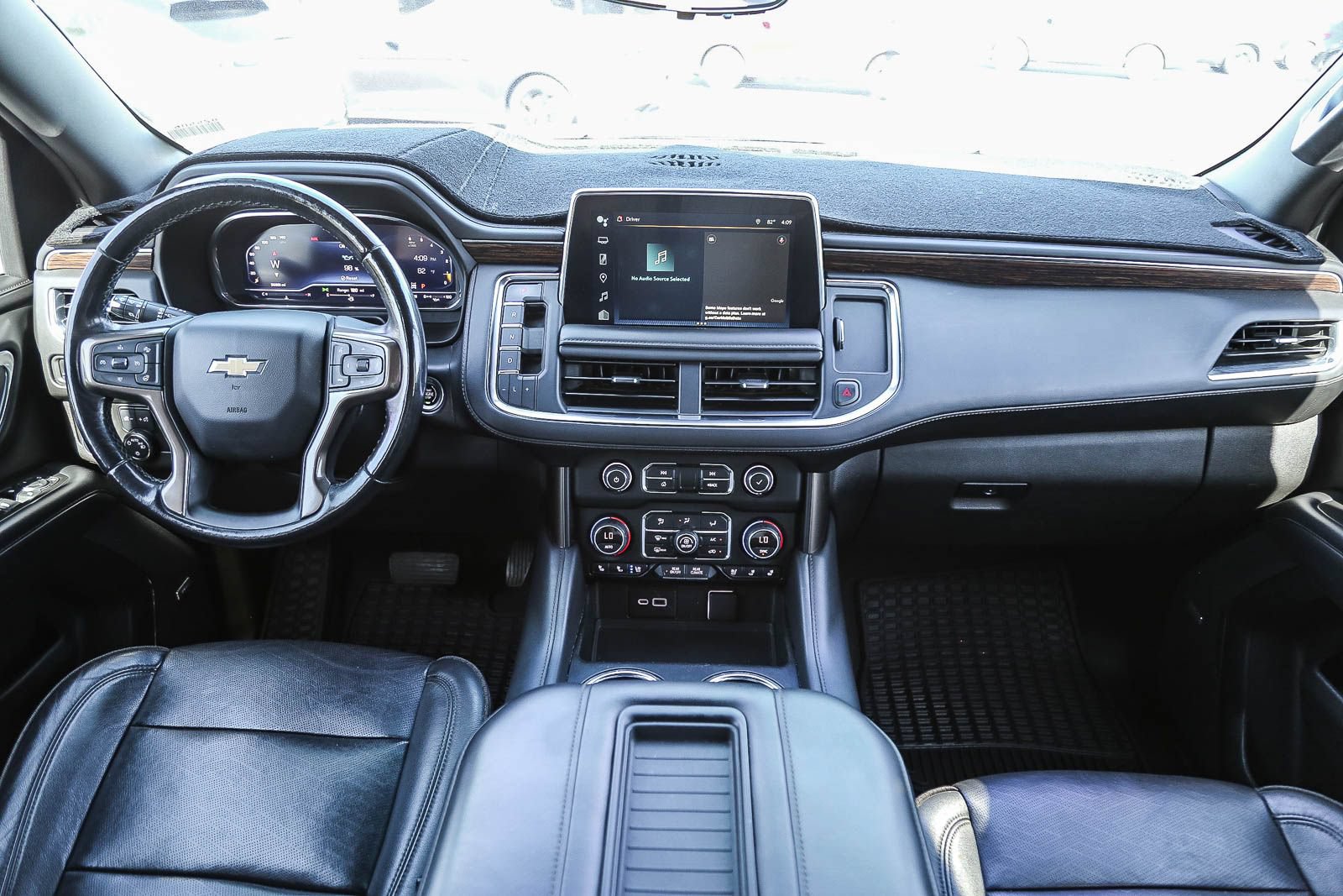 Used 2022 Chevrolet Tahoe High Country w/ Max Trailering Package AWD/4WD image 12