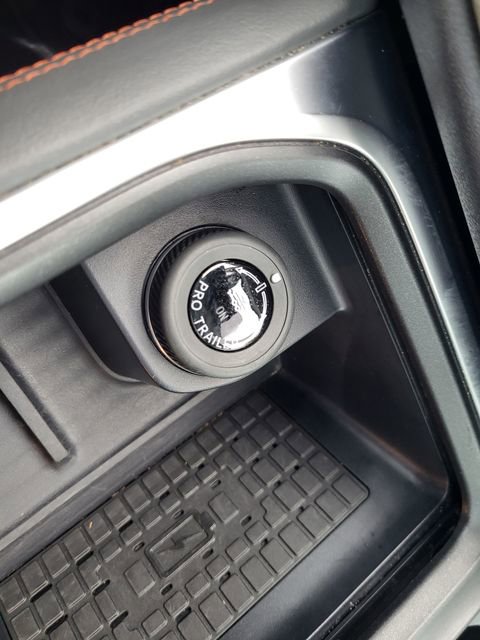 Certified 2025 Ford Expedition Active image 26