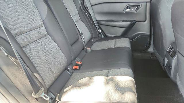 Used 2024 Nissan Rogue SV AWD/4WD image 33