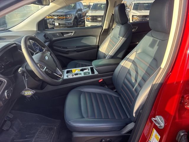 Certified 2022 Ford Edge SEL w/ Sport Appearance Package AWD/4WD image 11