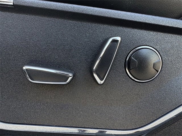 Certified 2022 Ford F150 Platinum w/ Equipment Group 701A High image 29