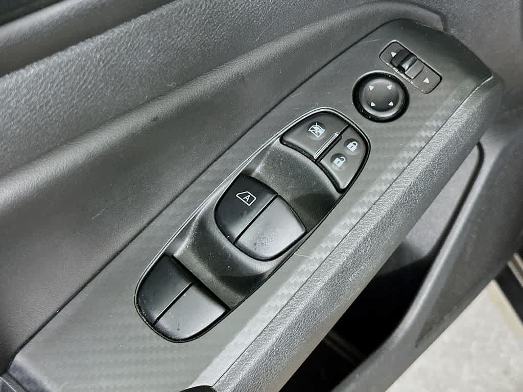 Used 2024 Nissan Altima 2.5 SV FWD image 28