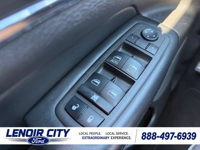Used 2022 Jeep Grand Cherokee Limited AWD/4WD image 18